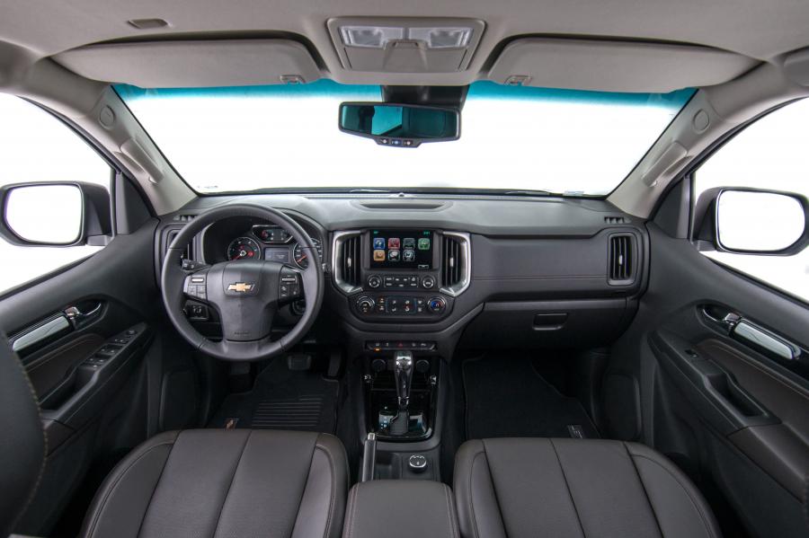 Торпедо Chevrolet TrailBlazer 2016 года  (фото 36 из 43)